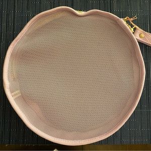 New with tags! Ban.do Seeing Things Circle Clutch - Lilac Mesh